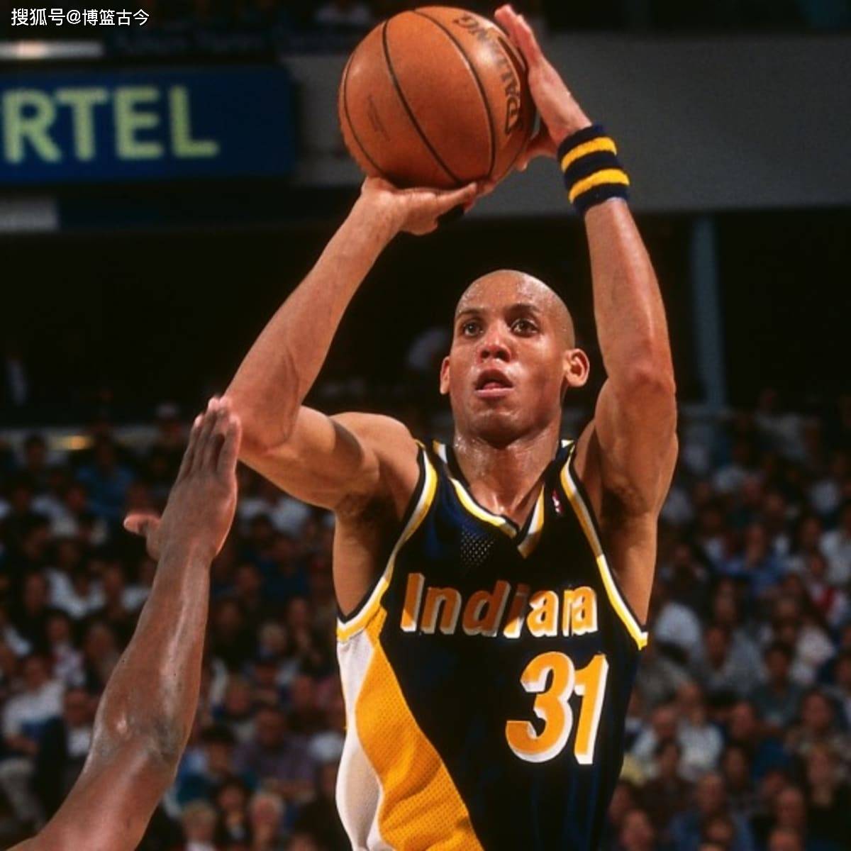 篮球比赛中 篮球比赛中