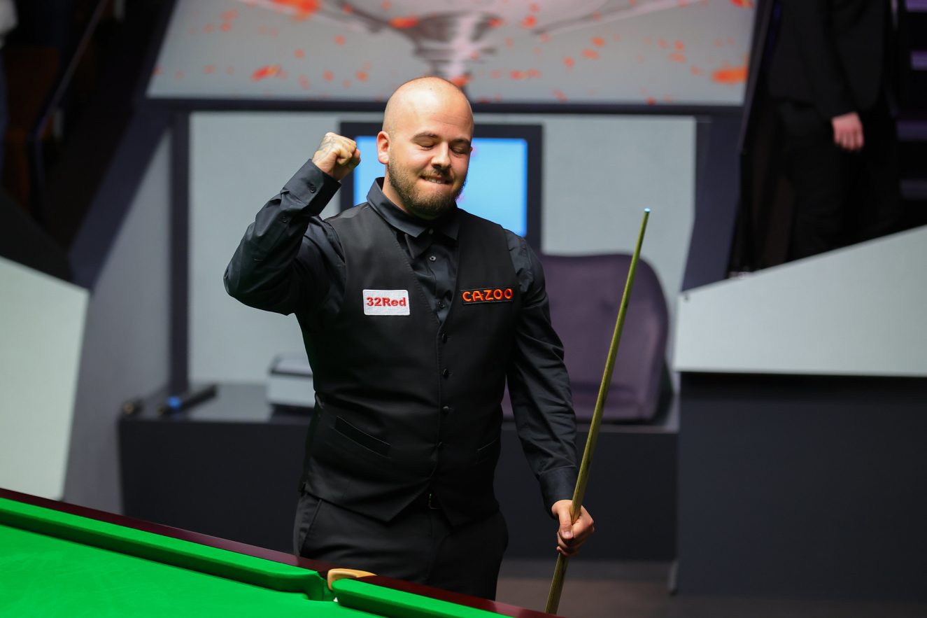 年轻前锋在 年轻前锋在