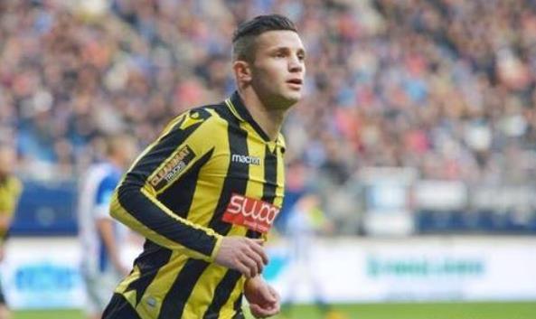 少年轻球员 少年轻球员