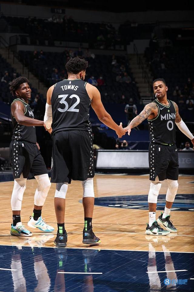 中发挥作用 中发挥作用