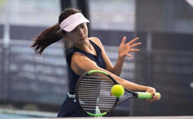 焦点落在李 焦点落在李