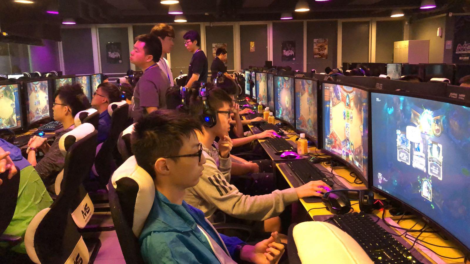 的品牌代言 的品牌代言