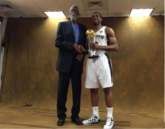 的高位手递 的高位手递